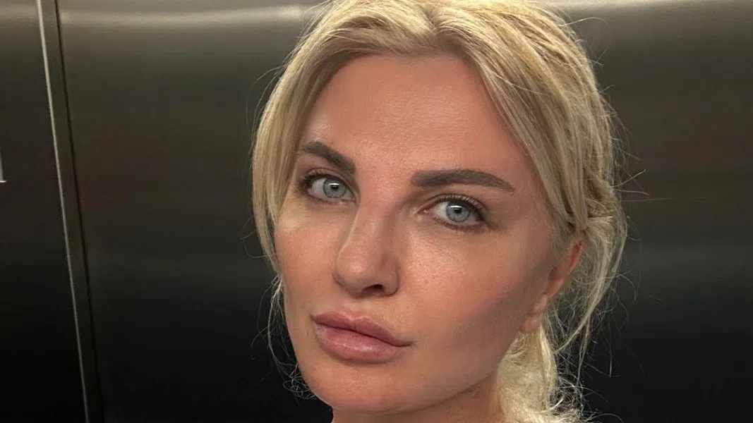 Силвена Роу се показа по-естествена, за да обори коментарите по свой адрес.