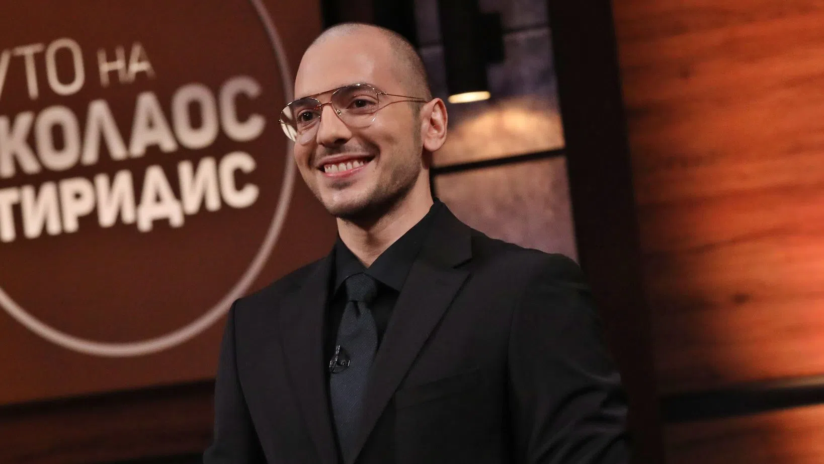 Цитиридис често е притесняван от пияния естрададжия.