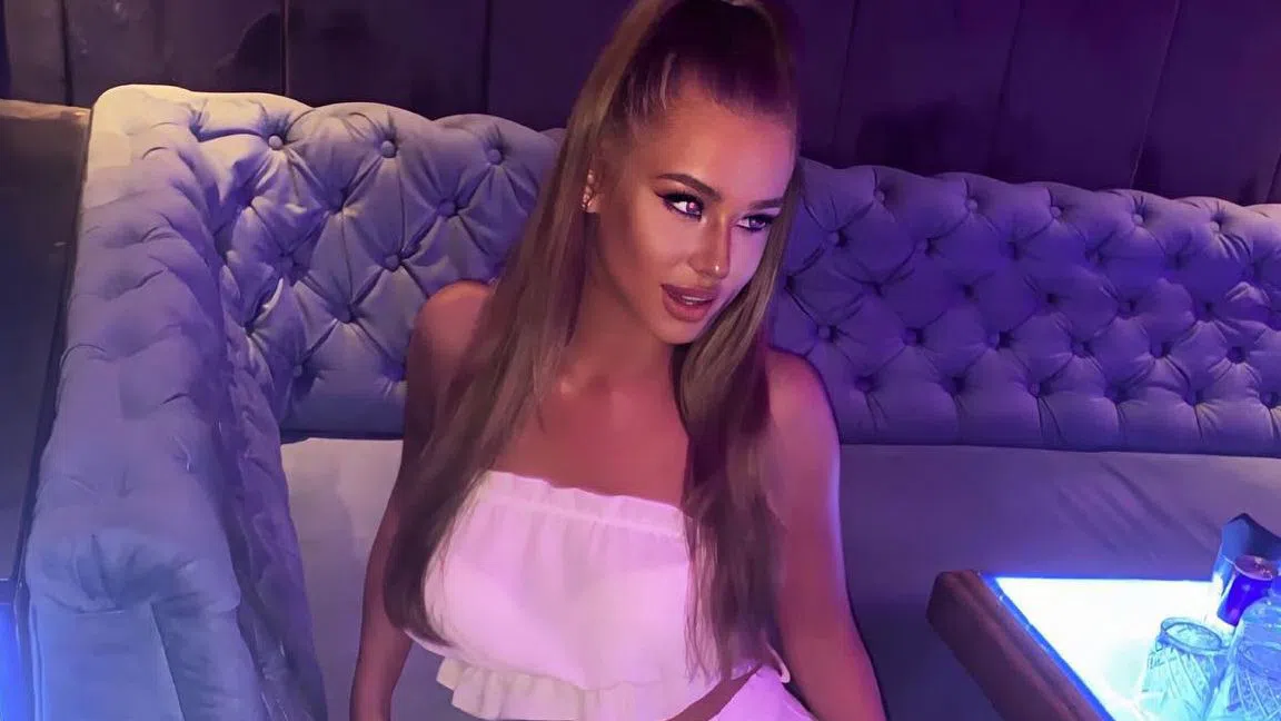 Киара има проекти с Емануела и Илиян Бойд.