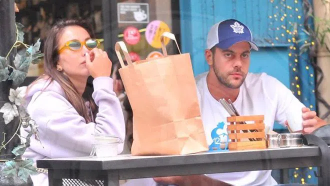 Алекс Богданска и Мартин