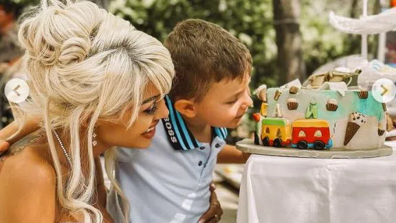 Джулиана Гани продължава да е в обтегнати отношения с бащата на първото си дете.