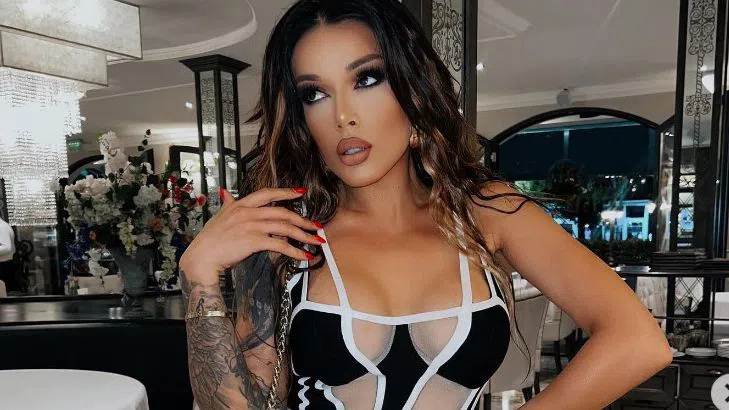 Диона посвети цяло видео на Патрашкова.