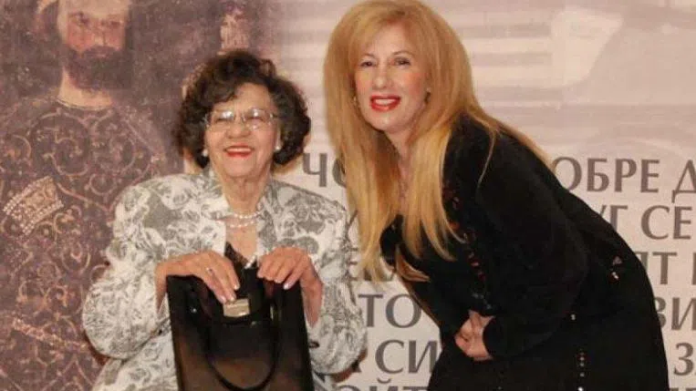 Муки благодари на всички, които се сетиха за Стоянка Мутафова.