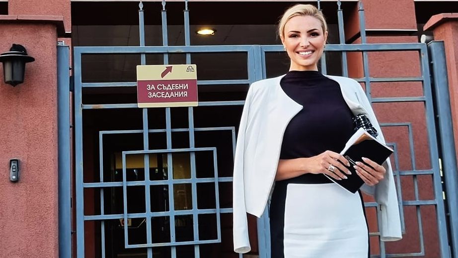 Христина Балинска уволнява Ева Кикерезова?