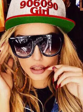 снимки: Facebook