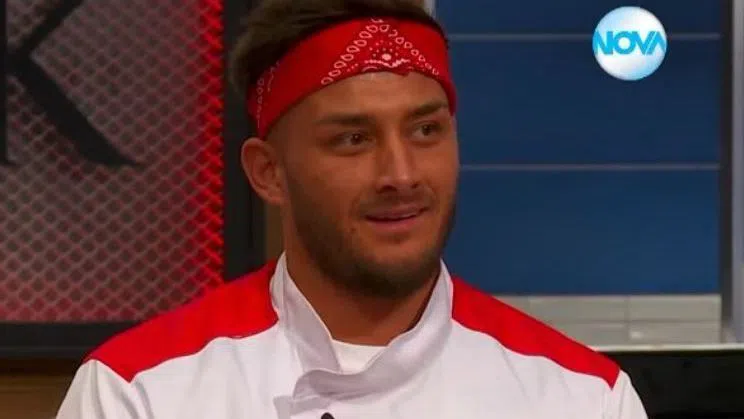 Станислав Иванов изгря в кулинарното шоу "Хелс Китчън".