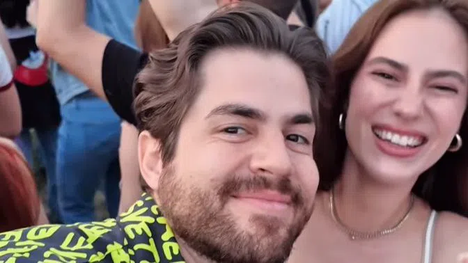 Иво Аръков куфее с Габриела на концерт в Милано.