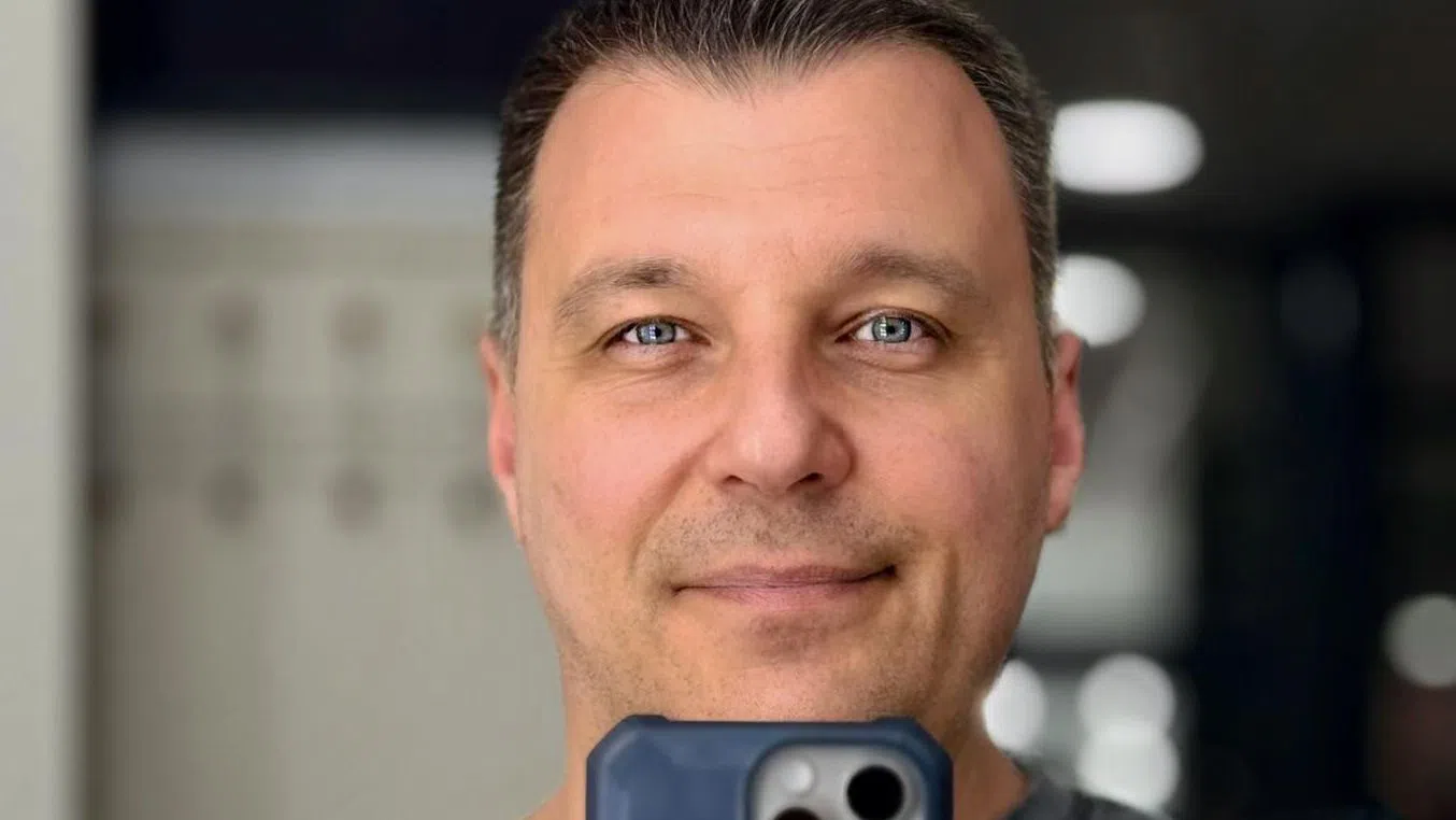 Христо Калоферов обича самоиронията.