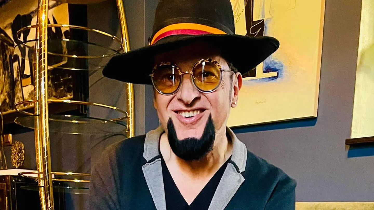 Евгени Минчев и видеото, на което е пиян се превърна в сензация в социалната мрежа.