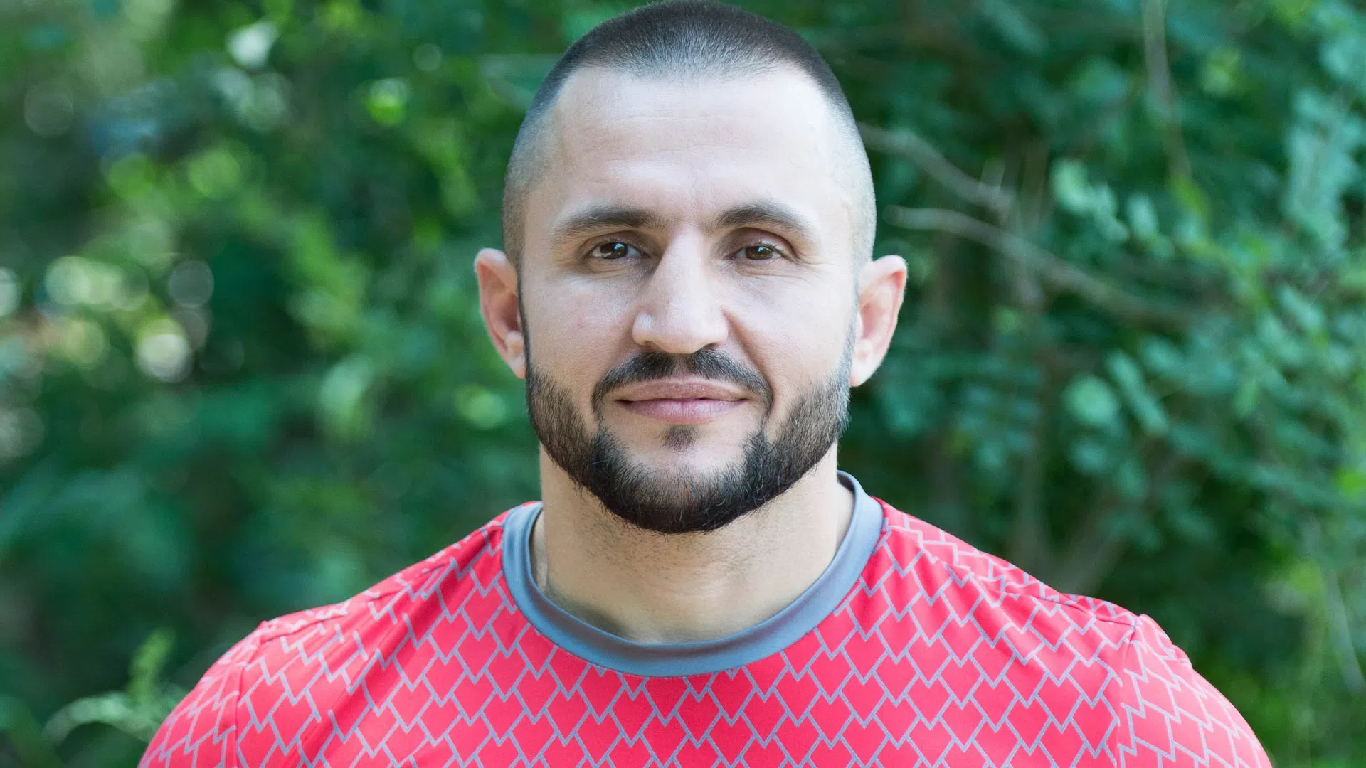 Гатьо има над 20 000 последователи във фалшивия му профил.