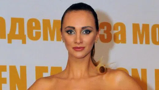 Юлия Юревич
е бивша Мис българия