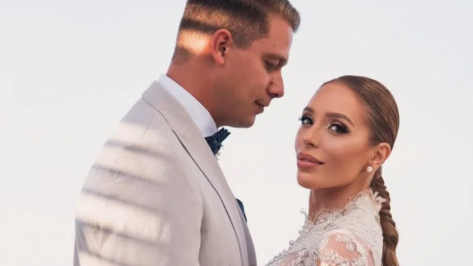 Мика Стоичкова се омъжи за Мартин август 2024 г.