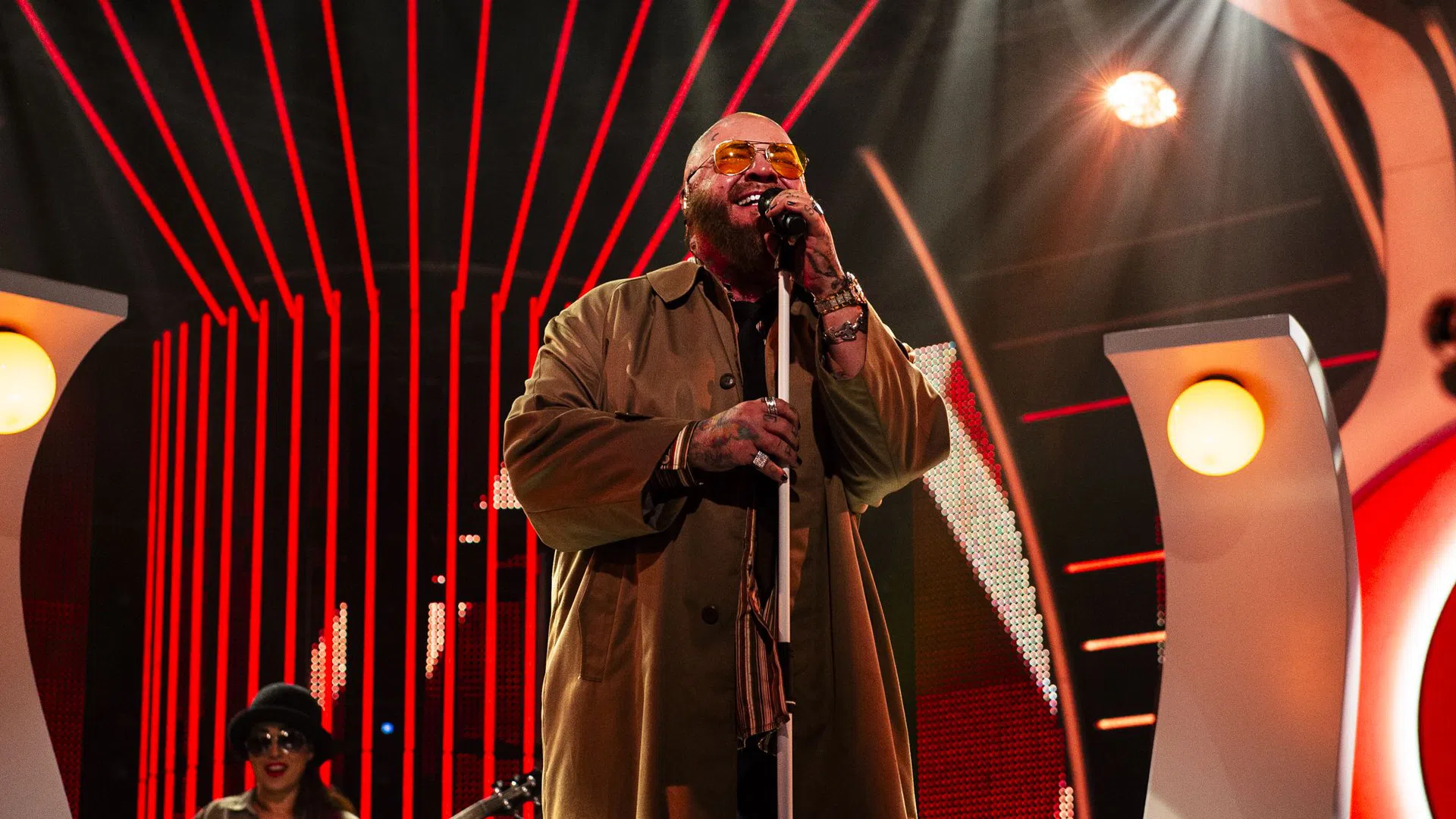 Звезди в образа на Теди Суим