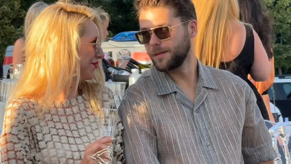 Алек и Царина станаха родители.