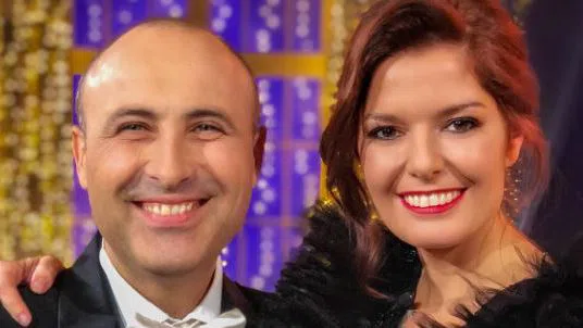 Преди две години Алекс и Руслан бяха водещи на новогодишната програма на БНТ.