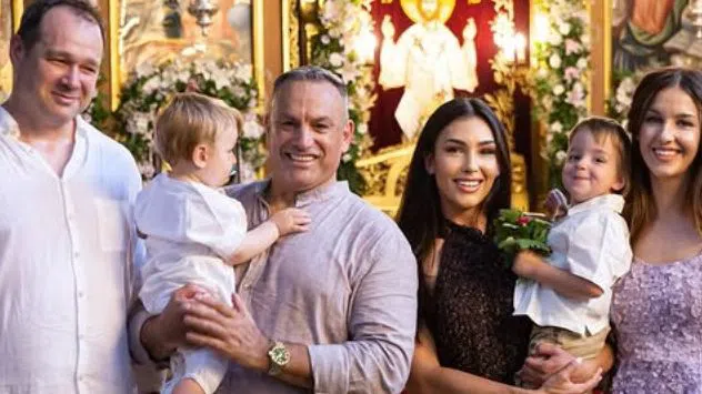 Юксел Кадриев с новото си семейство