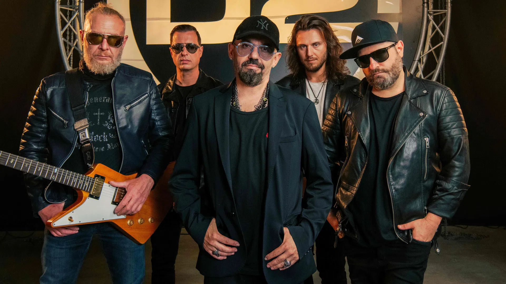 D2 представиха новия си проект "Преди да кажеш".