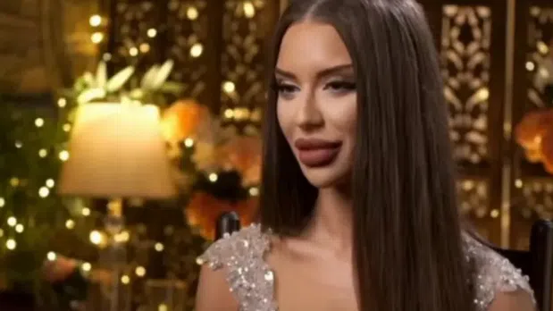 Мони Зенгиннер се разделила и с косата като наказание.