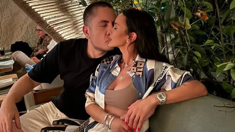 Мария не щади ласките и целувките в Инстаграм. С Теодор Петков бурно афишират чувствата си.