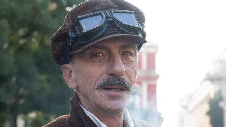 Малин Кръстев