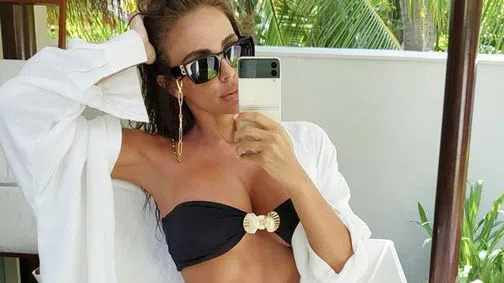 Николета има 450 кубика.