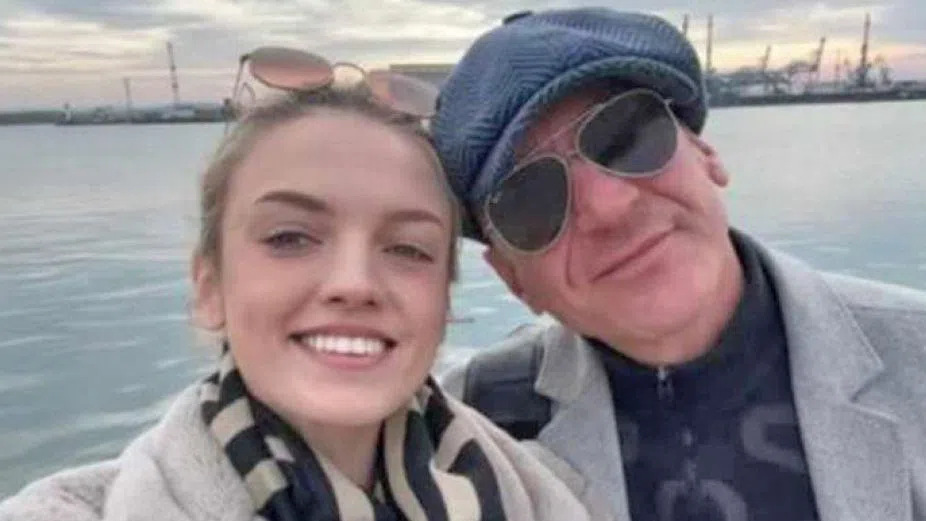 Деян Донков има връзка с Анна Кошко.