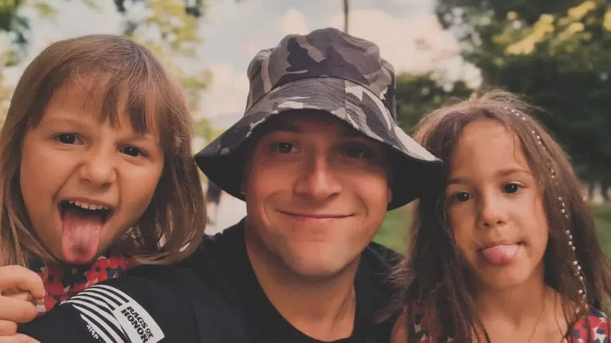 Андрей Дянов показа какви ги върши майката на децата му.