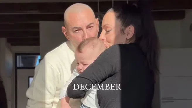 Ивет Лалова показва семейното си щастие.