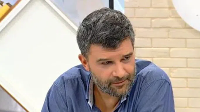 Тодор Славков бе намерен в къща за гости в провинцията.