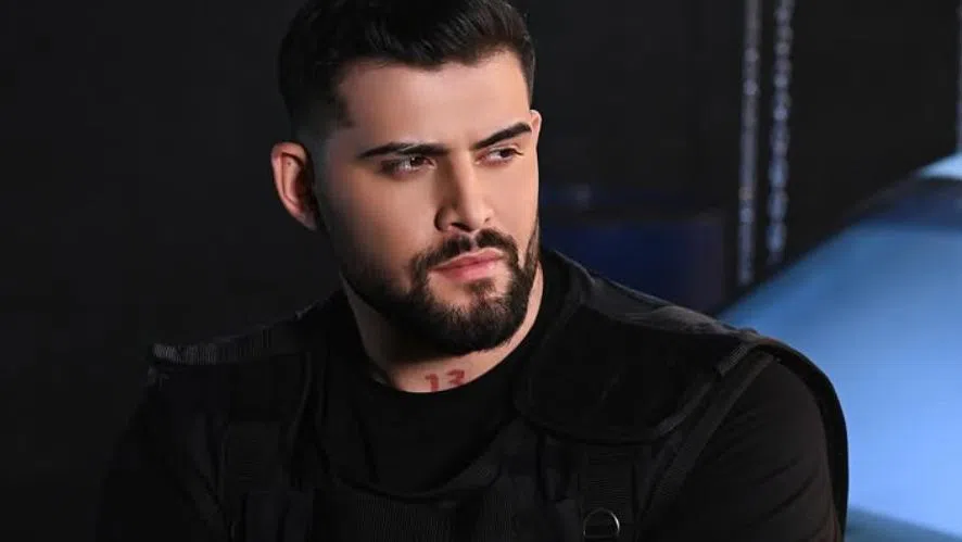 Антонио бил неразделен с Денис и Емрах.