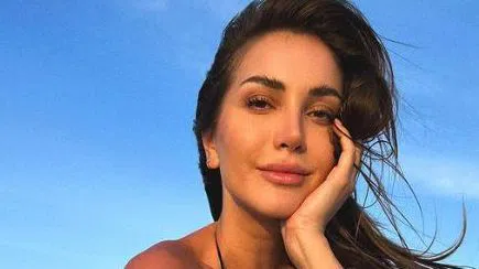 Алекс Богданска