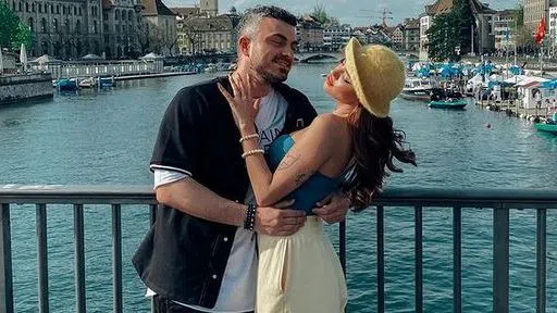 Дара и Ервин Иванов се показаха заедно за първи път от Холандия.