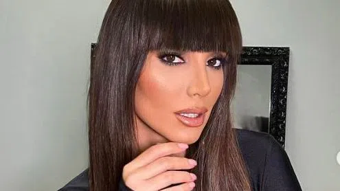 Александра Богданска в трескава подготовка, но със синина по краката.