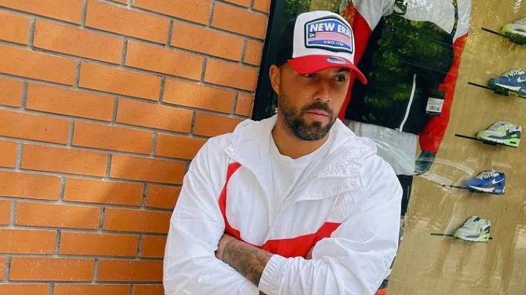 Ники Михайлов е многословен за любимата си.