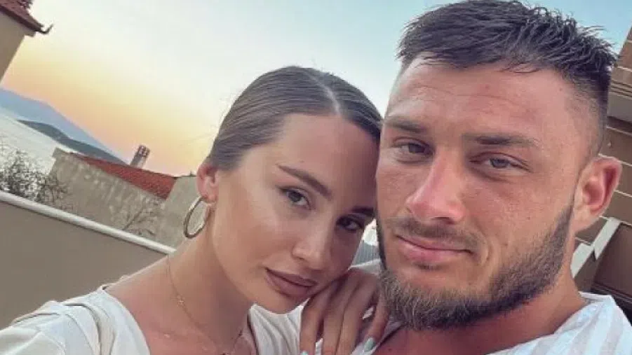 Станислав и Божидара вдигнаха приказна сватба преди две години.