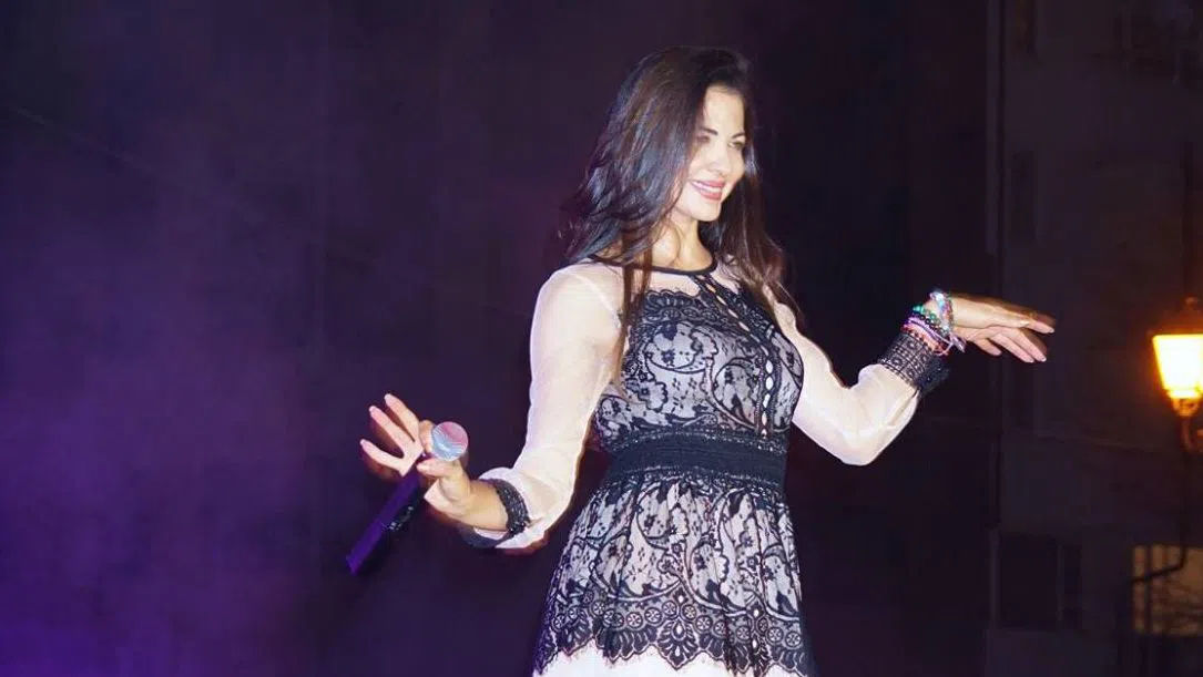 Райна има визия, не отричат тези, които критикуват пеенето й.