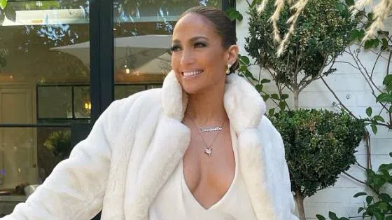 Дженифър Лопес