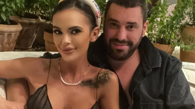 Семейството се събира и разделя вече няколко пъти.