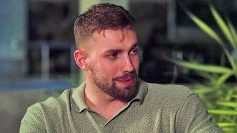 Виктор Русинов има нещо против пълните дами.