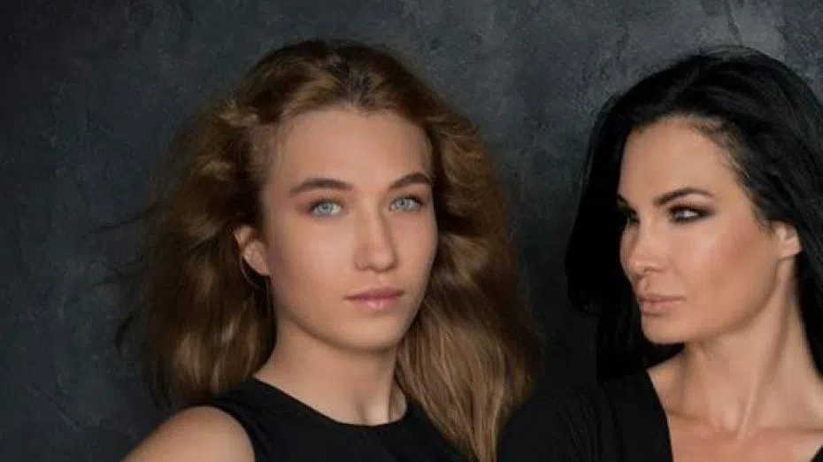 Цеци Красимирова очаква внуче от дъщеря си.