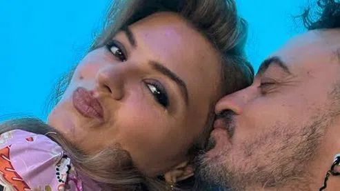 Петя Дикова