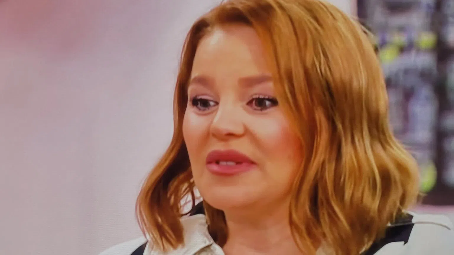 Десислава свали екстеншъните неотдавна.