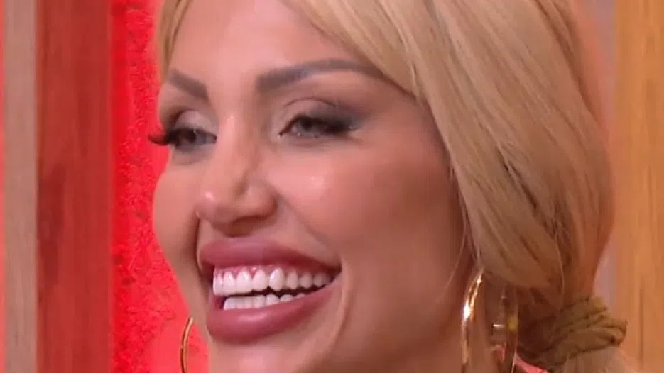 Джулиана Гани доказа, че не е готвачка.