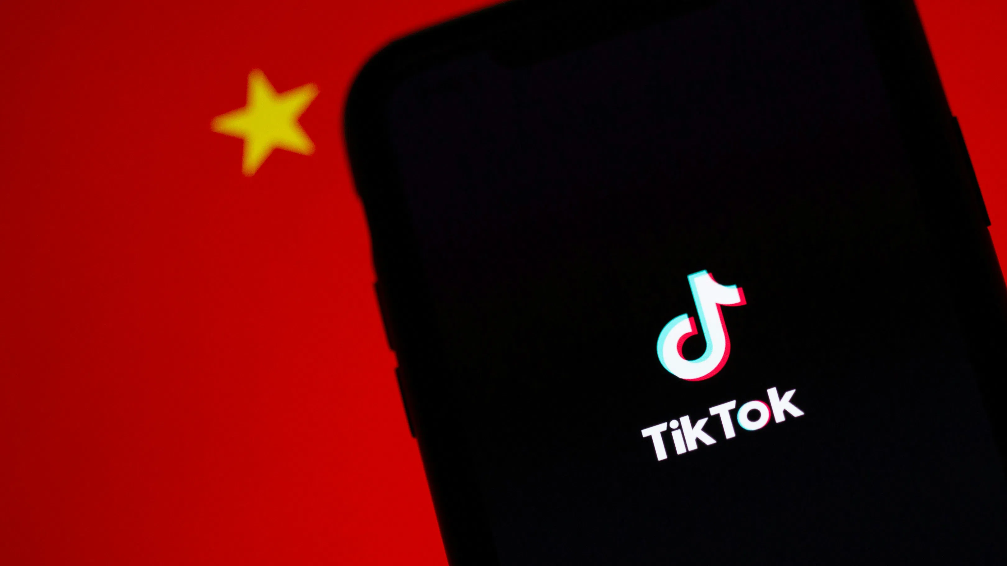 След разследването на ЕК: TikTok окончателно изтегля програмата си за награди от европейския пазар