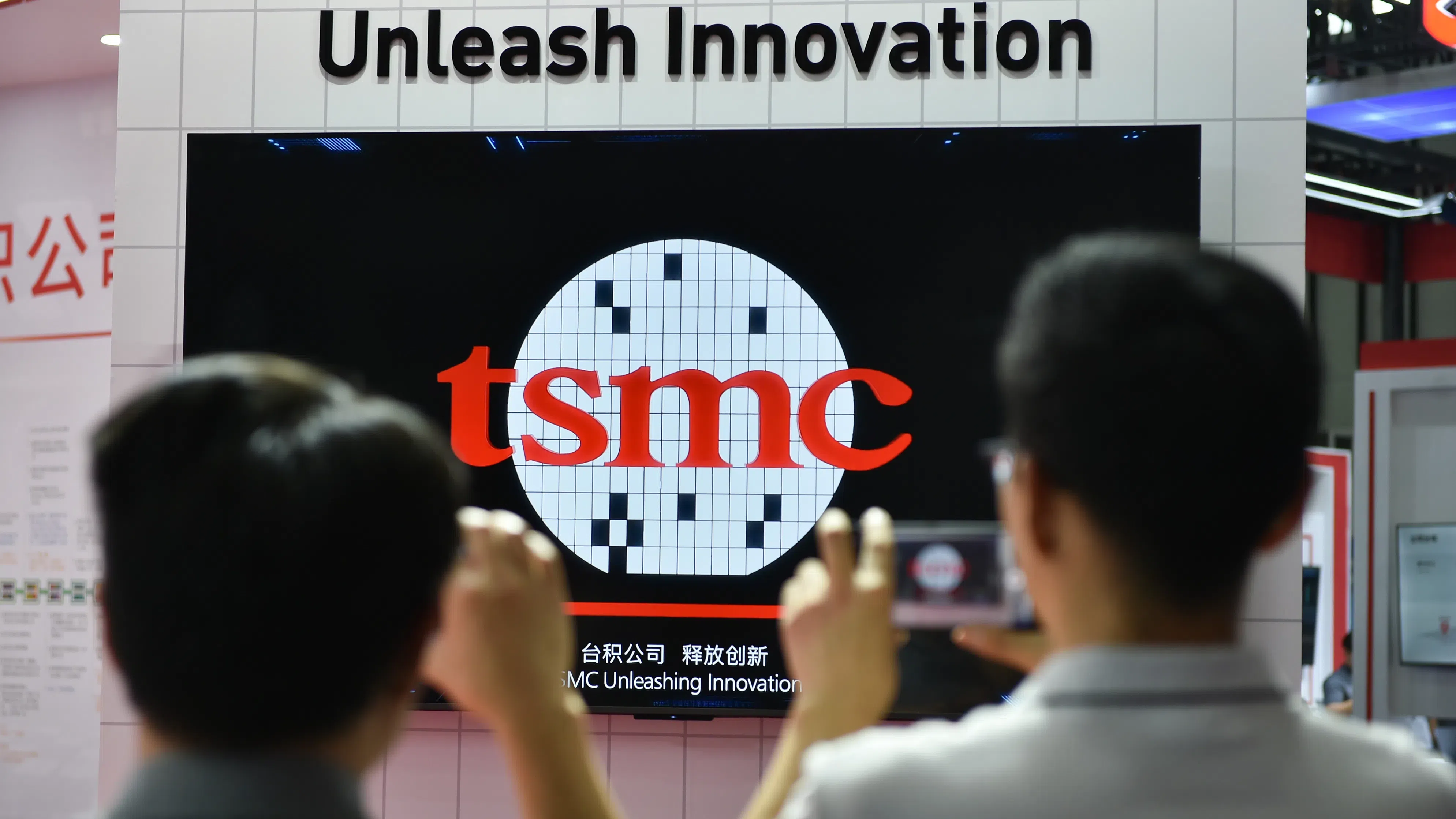 Печалбата на TSMC за август скача с 33%, търсенето на AI чипове остава силно