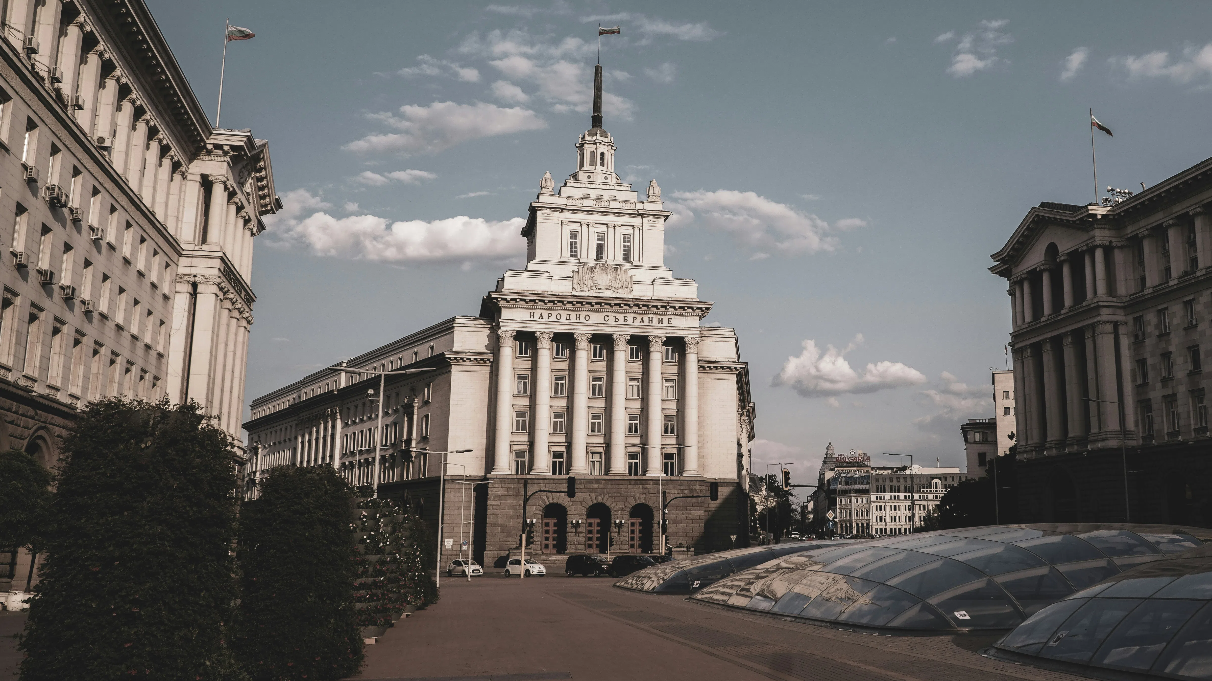 Президентът свиква първо заседание на новоизбраното Народно събрание в сряда, 19 юни