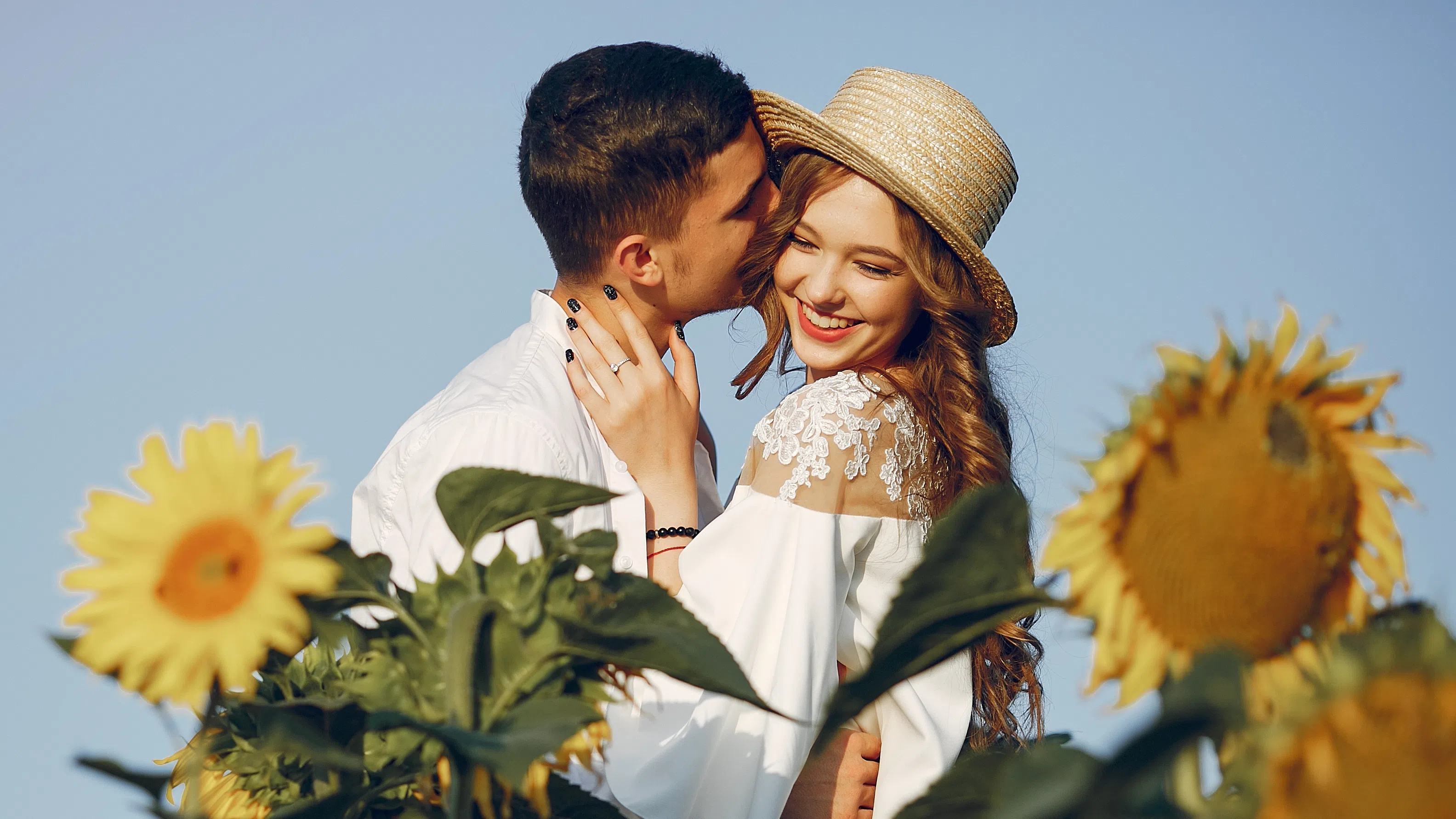 Любовният живот ще бъде изпълнен с нови възможности и емоции