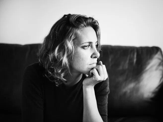 Съпругът ми спа в една стая с колежката си и настояваше, че няма нищо между тях