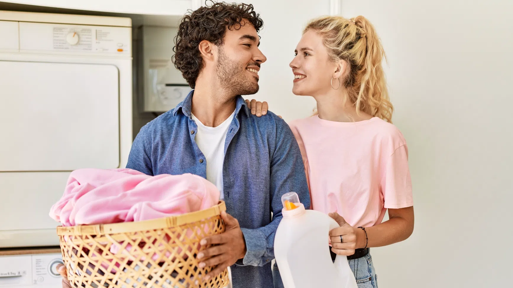 Всяка домакиня пуска пералня поне няколко пъти в седмицата Дрехи