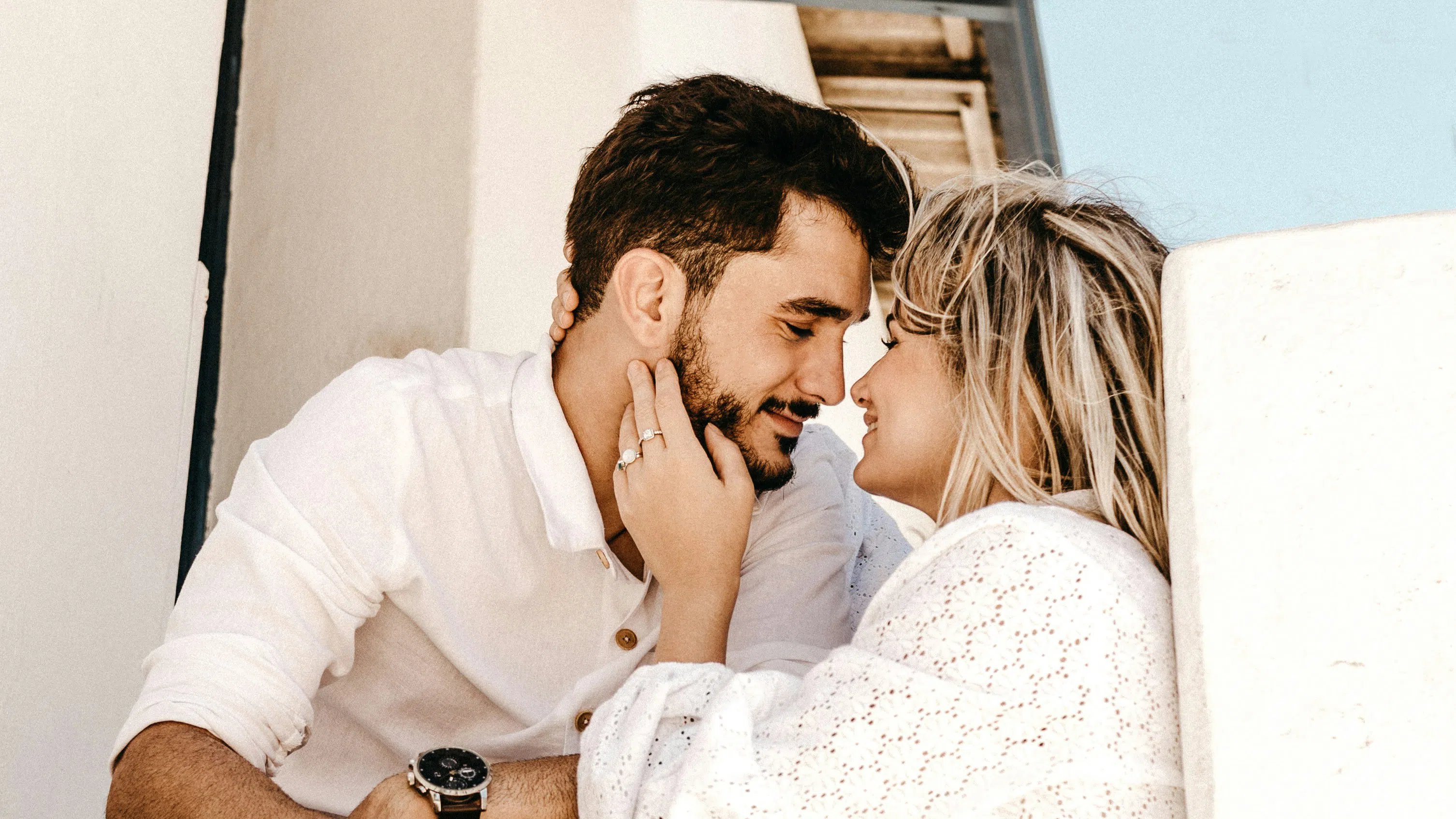 Любовта е вълшебна сила която движи света и ни вдъхновява